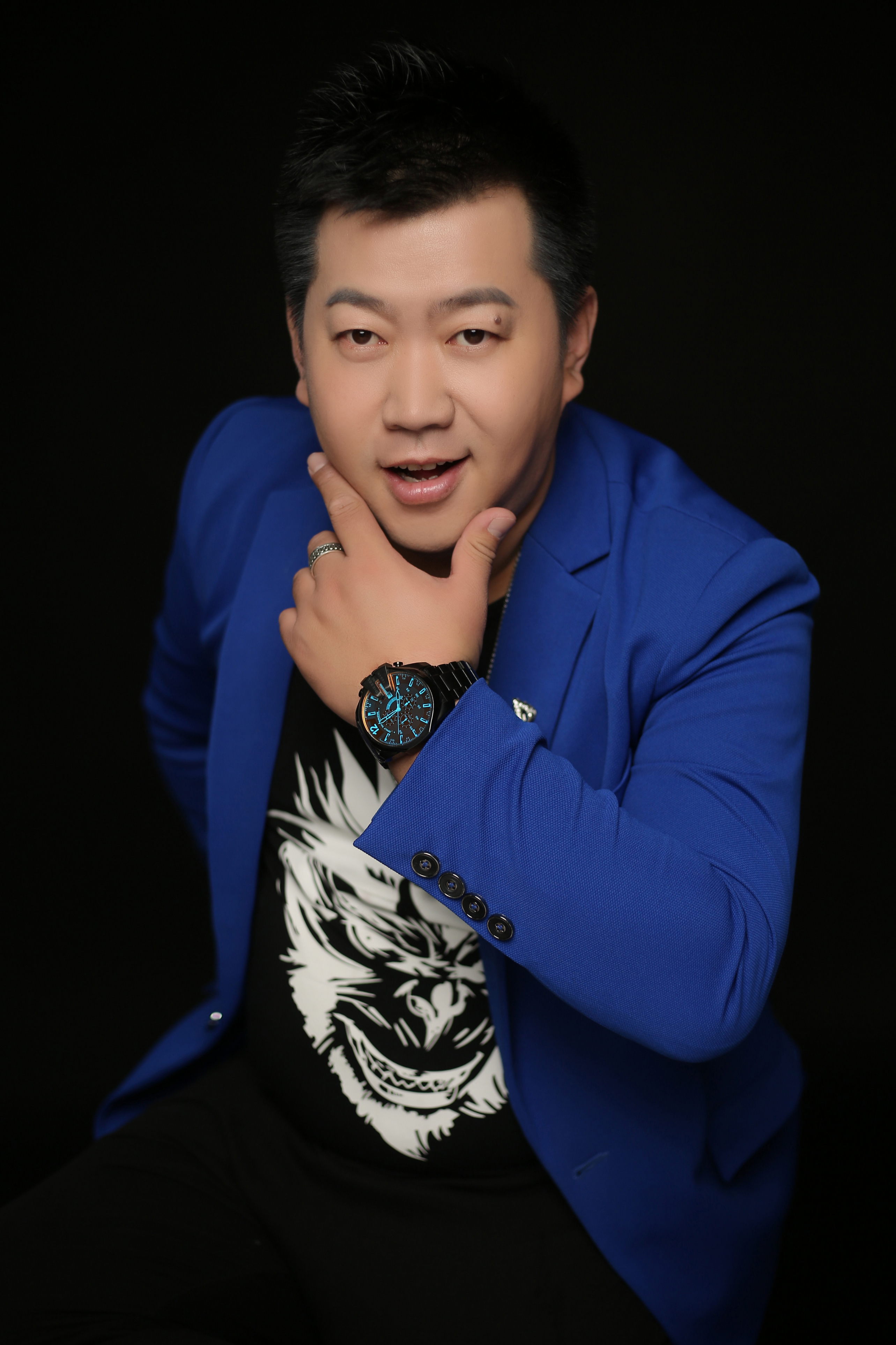 曹龙律师的微博影响力与法治精神的传播