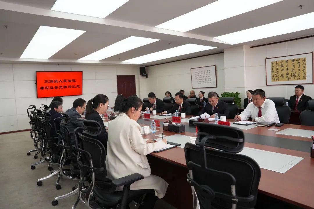 网红律师刘佳微博，法律普及的新力量