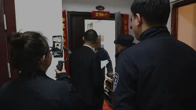 男子抖音求助律师，一起探究案件背后的故事