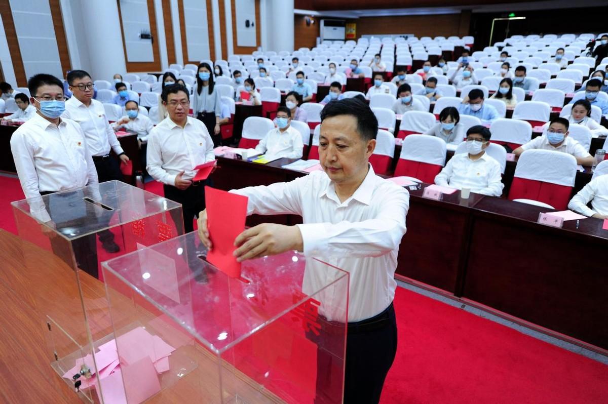 包旺建律师在天禾律师事务所的杰出表现与成就概述