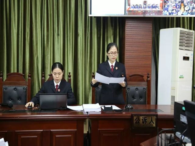开庭时父母可以委托律师代理吗？解析相关法律规定与权益保障