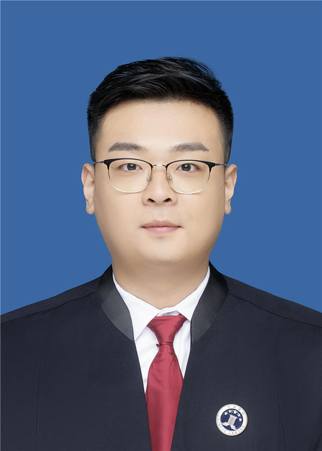 青岛本地保险官司律师，专业解读法律，助力正义实现
