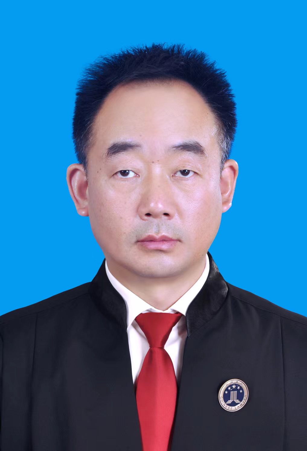 湖北宜昌的杰出律师——曾祥春