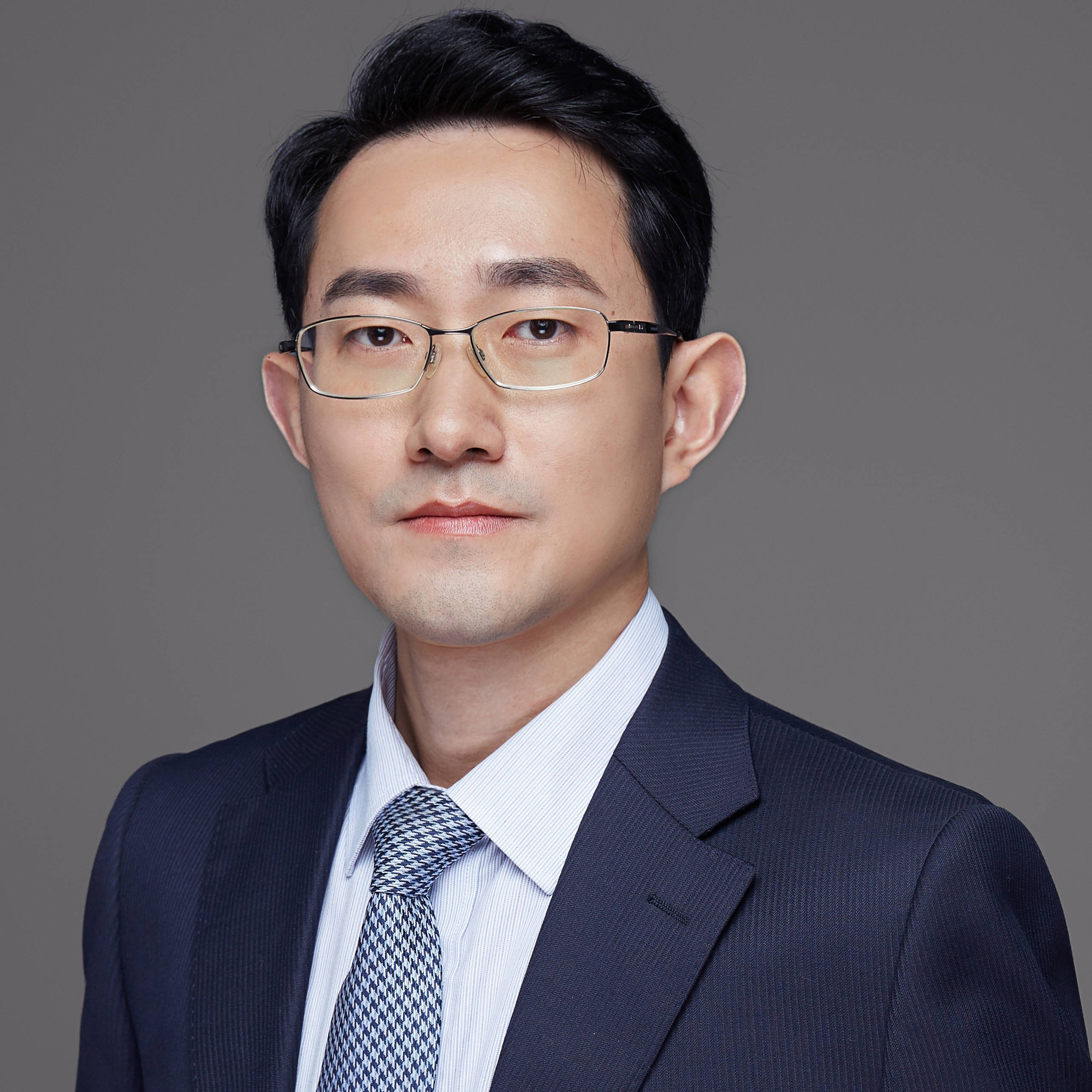 杭州涉外商事纠纷律师的角色与所面临的挑战