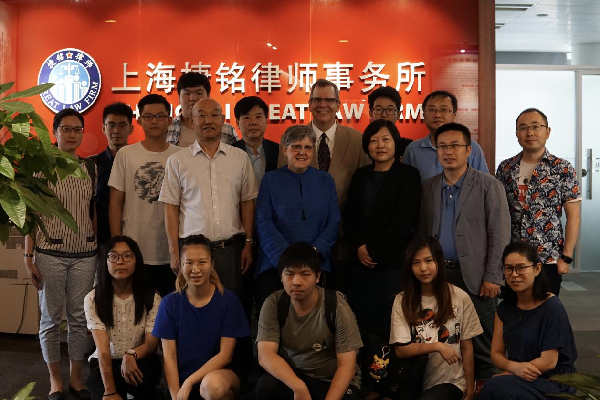 无锡宝龙广场，离婚律师的专业舞台