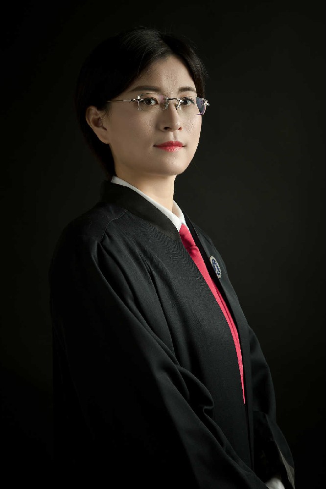 无锡宜兴专业婚姻女律师，守护婚姻正义的使者