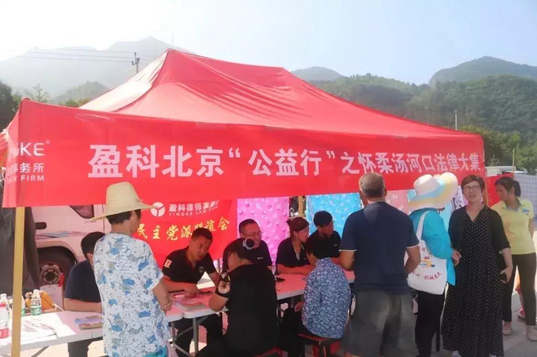 律师的工作大概内容包括，法律事务处理与法律服务的核心角色