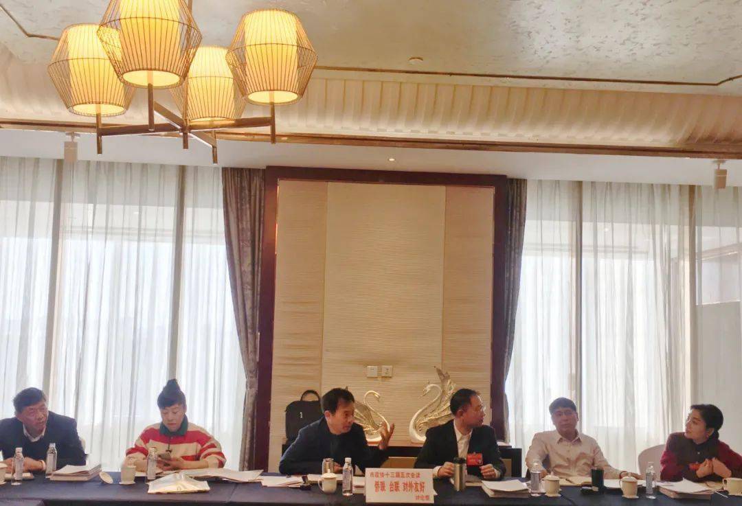 聚焦云岩两会，三佛律师事务所律师积极建言献策