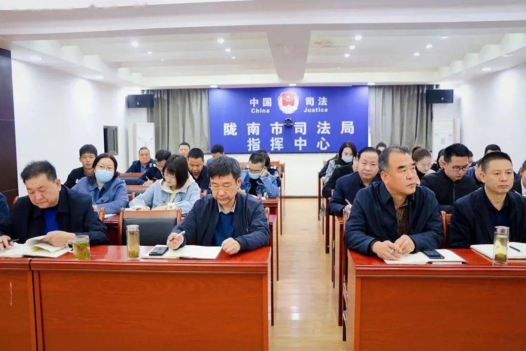 三佛律师事务所与雷山县司法局携手走访慰问基层干警活动