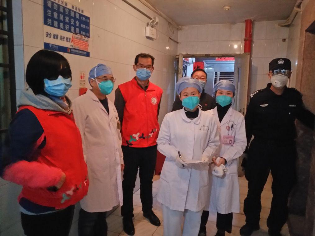 三佛律师事务所党员律师抗疫先锋行动纪实，陈雪瑜、何志芳共筑防线，抗击疫情。