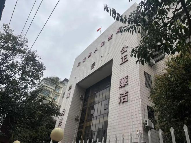 青春心向党 礼赞百年路，三佛律师事务所与云岩区司法局、中天健身世纪新城馆联合开展主题团日活动纪实