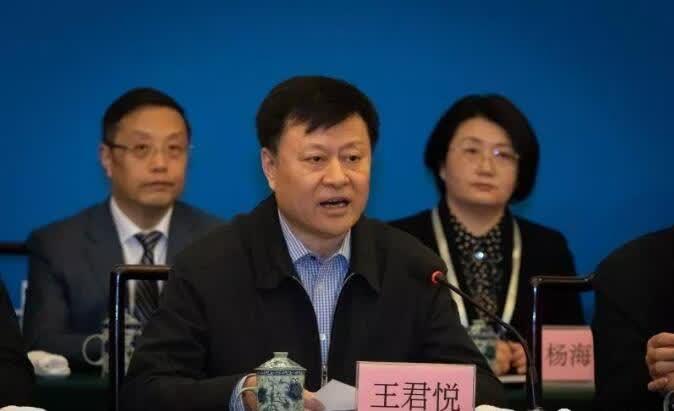 南通石金荣律师生平简介