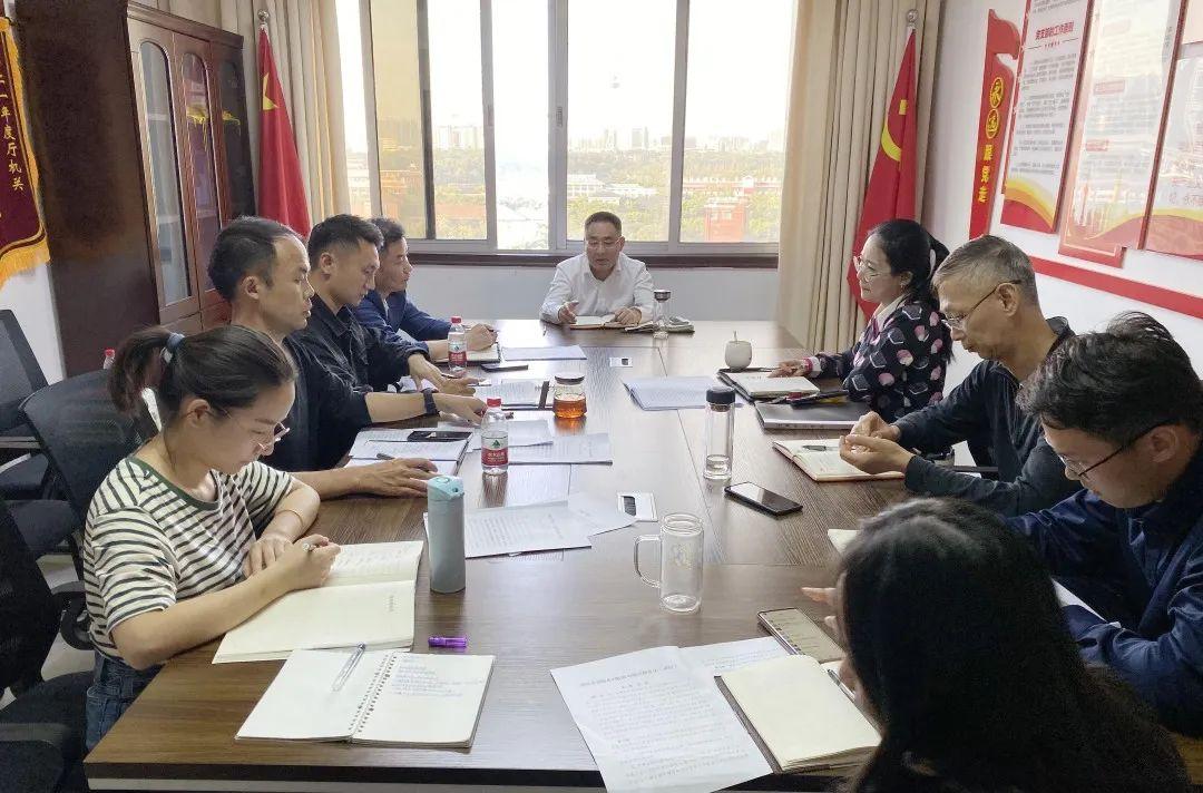 司法考试与律师从业，职业路径关键要素探索