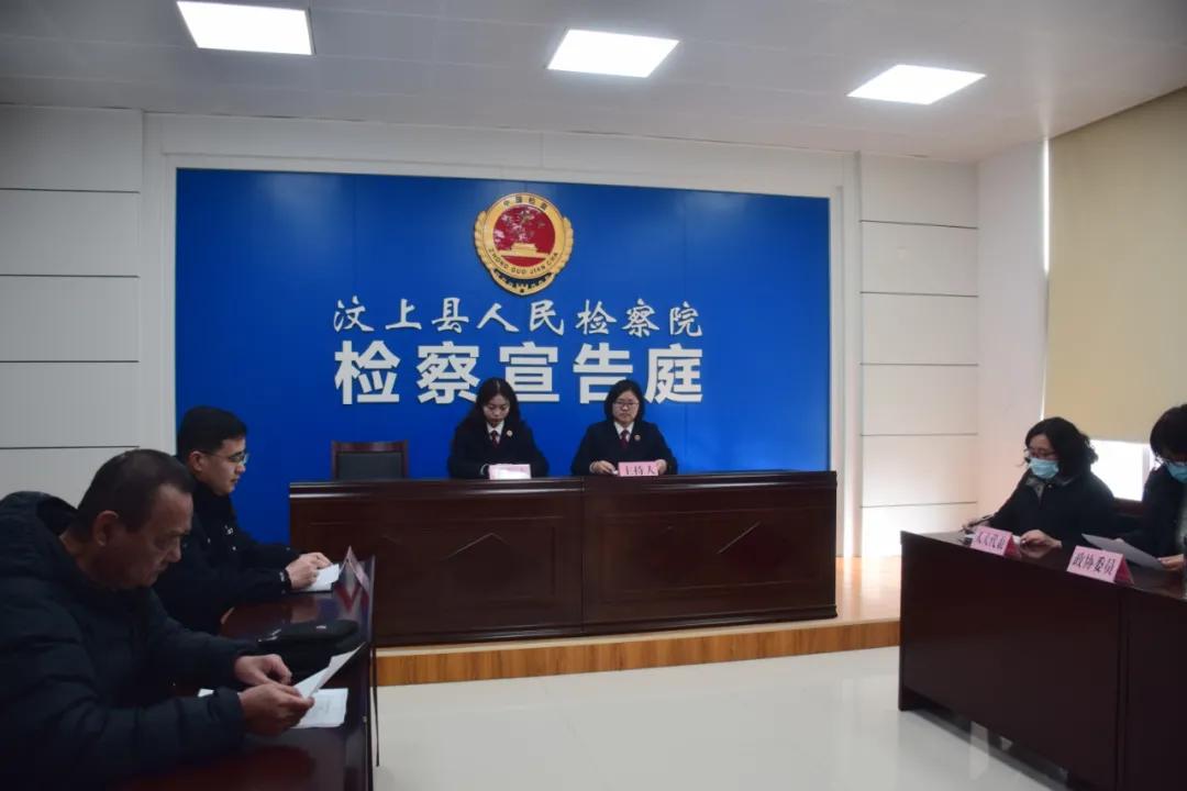 济宁律师女电话号码，专业法律服务的新时代联系方式