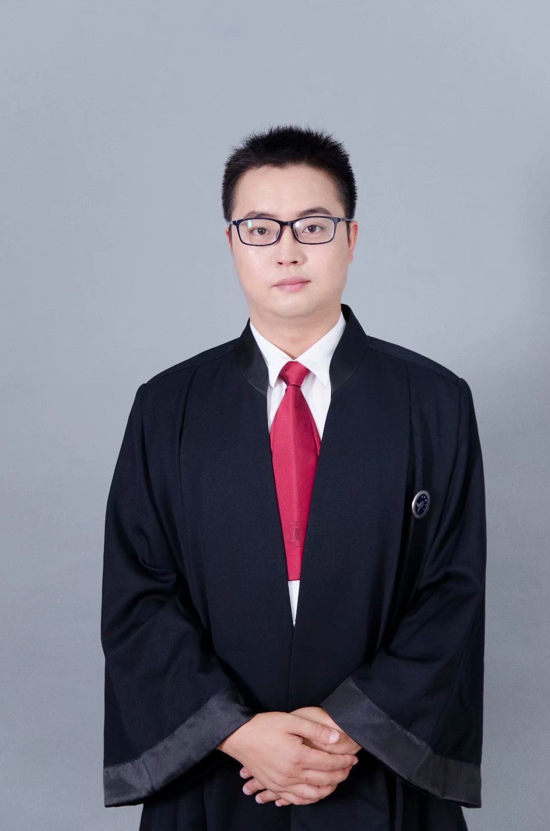 邛崃市著名刑事律师，法律领域的精英守护者