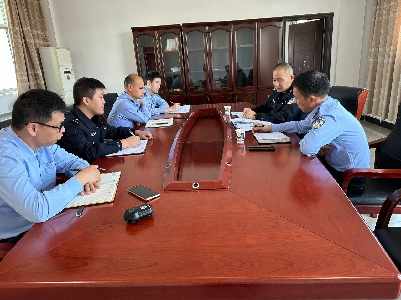 余江公安局公职律师的角色及其重要性解析