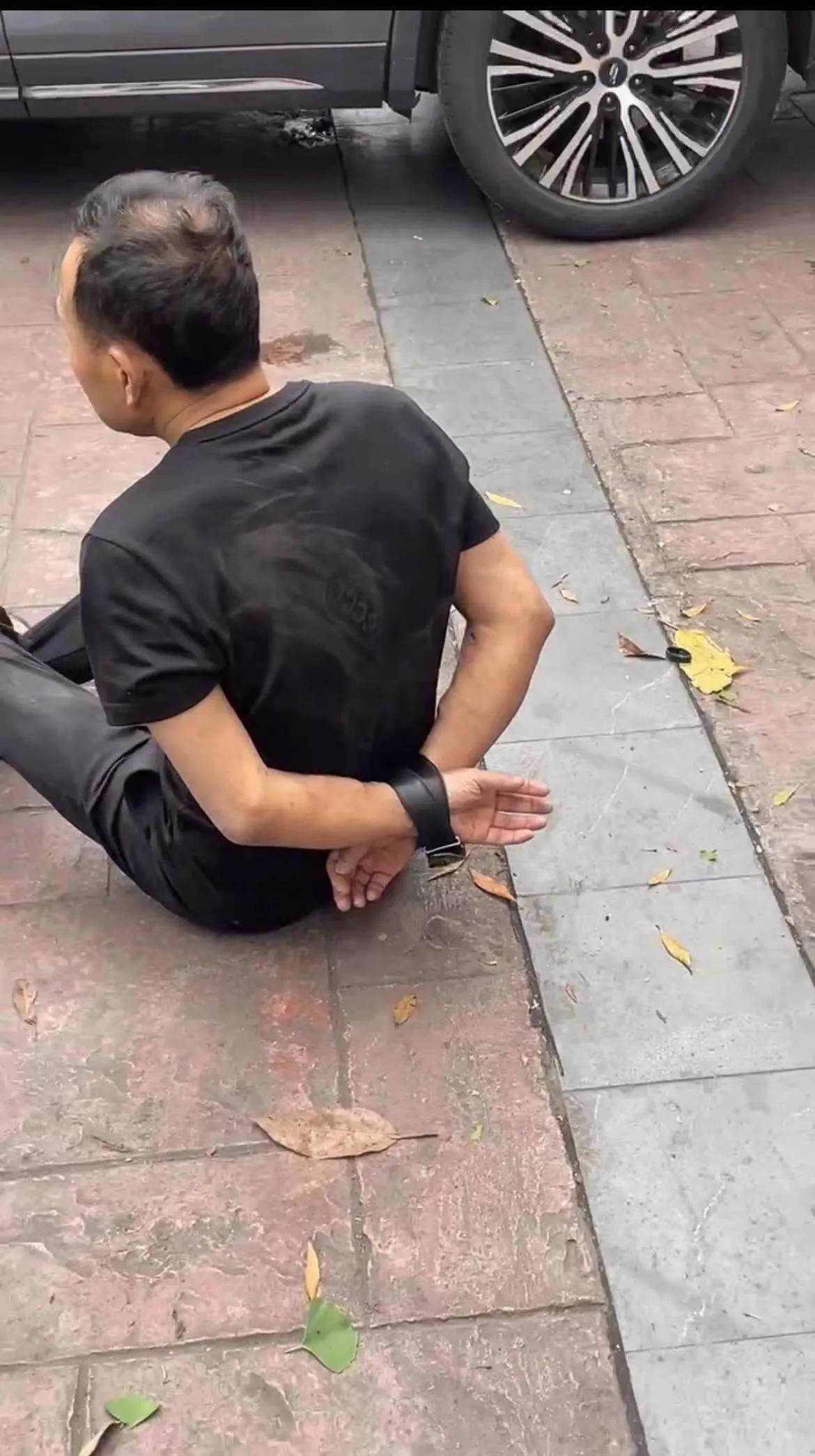 成都协议离婚律师专业解析与推荐，哪家律师事务所致胜？